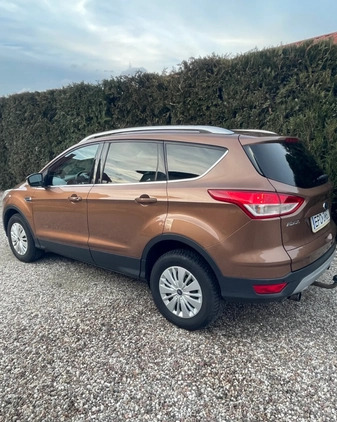 Ford Kuga cena 52000 przebieg: 106000, rok produkcji 2014 z Poddębice małe 56